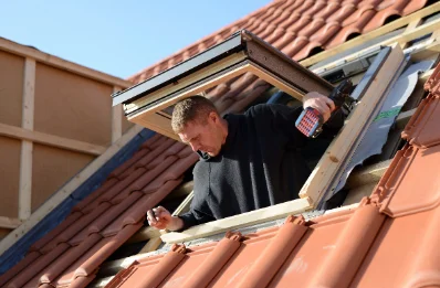 Pose de fenêtres de toit Velux à Précy